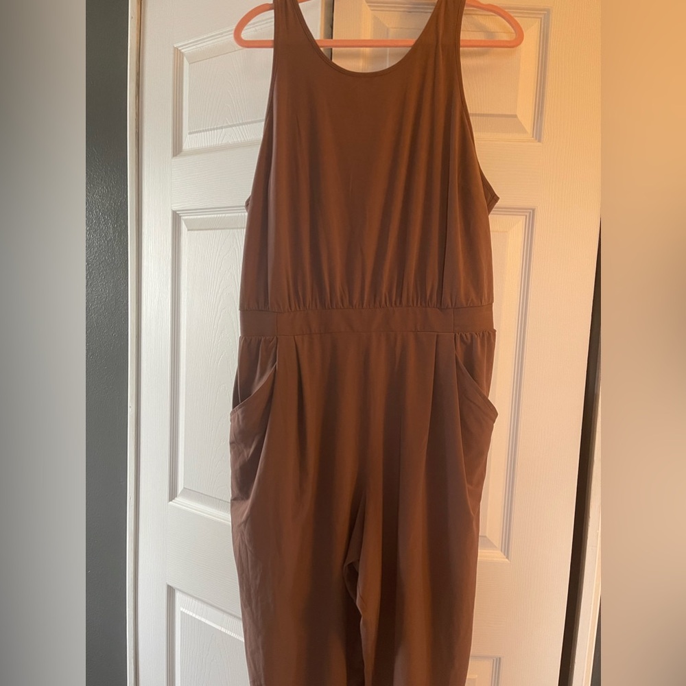 Like new mauve color jumper